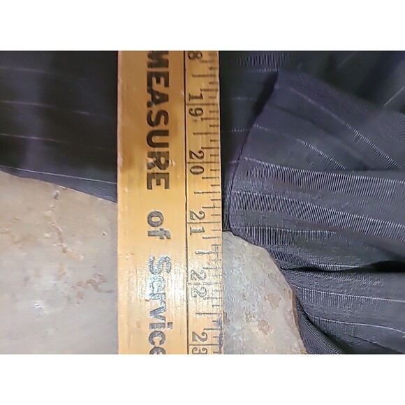 Calvin Klein Women's Brown Striped Suit Size 12, MSRP $348 - Picture 13 of 16